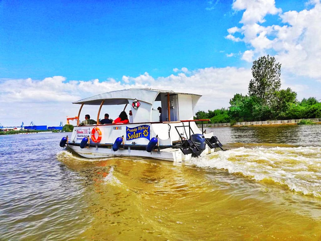 The solar-powered hybrid catamaran – is a prototype tourist ship created by Verada Tour out of respect for nature and tourism